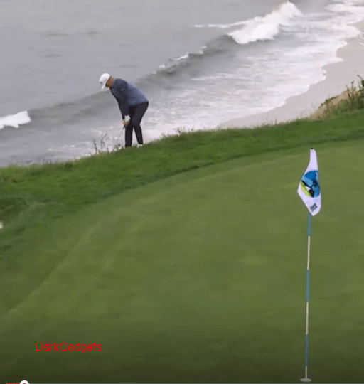 Alexander Norén with a delicious chip at Pebble Beach