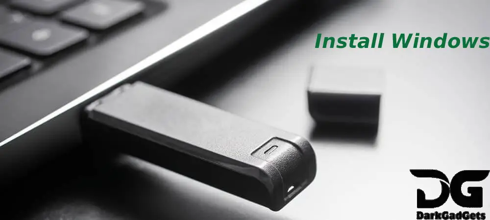 Inserting the bootable USB